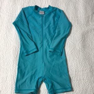 Boys 1 piece rash guard swimsuit 3T